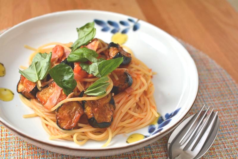 茄子のトマトソーススパゲティ